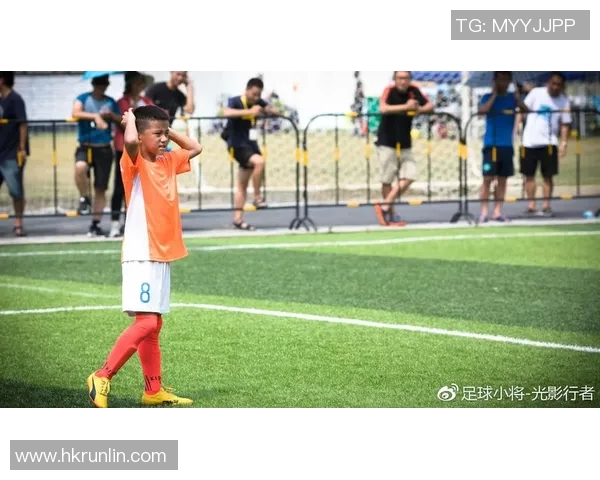 南京足球队在邀请赛中以100分稳居积分榜首位展现强劲实力